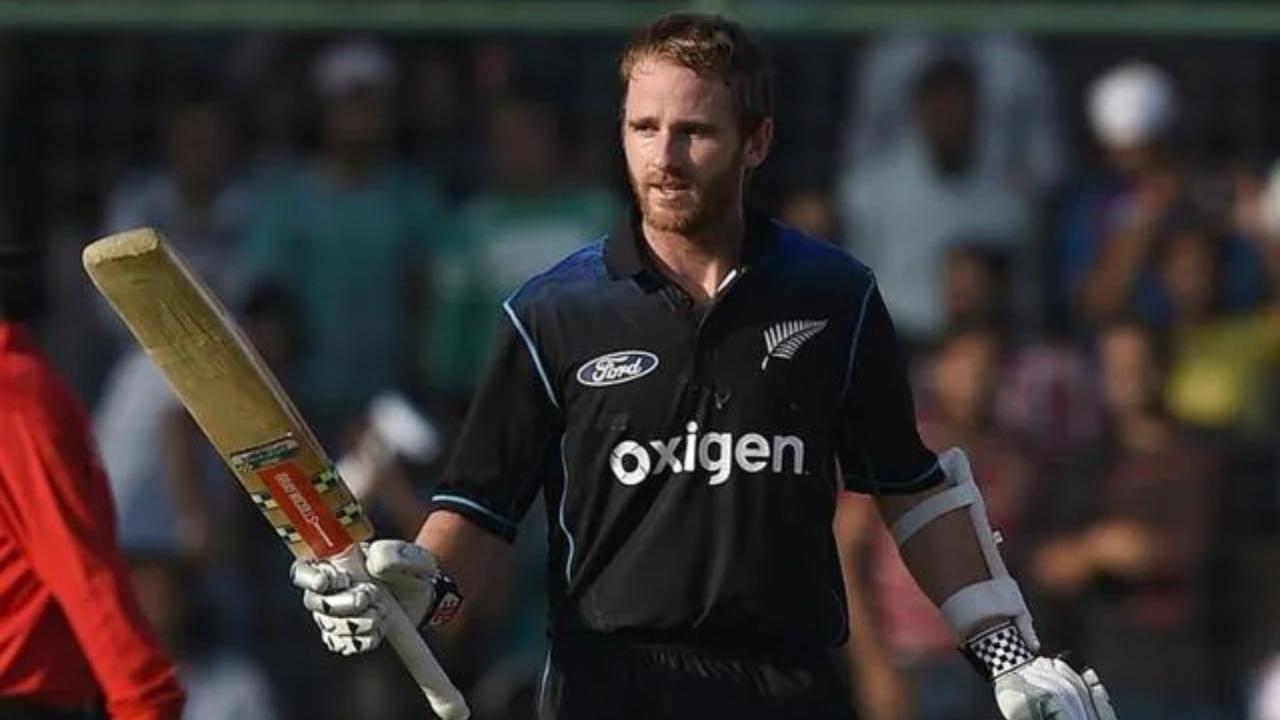 Kane Williamson
New Zealand's skipper Kane Williamson is the fifth place holder in the list of batters with the most runs in a calendar year. Williamson registered 2,692 runs in the year 2015 including eight tons and 14 half-centuries. His highest score in that year was 242 runs which he scored against Sri Lanka in a test match played at Basin Reserve in Wellington