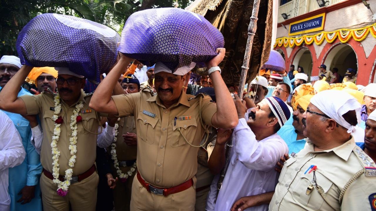 IN PHOTOS: Mumbai Police officials participate in Mahim Dargah Urs