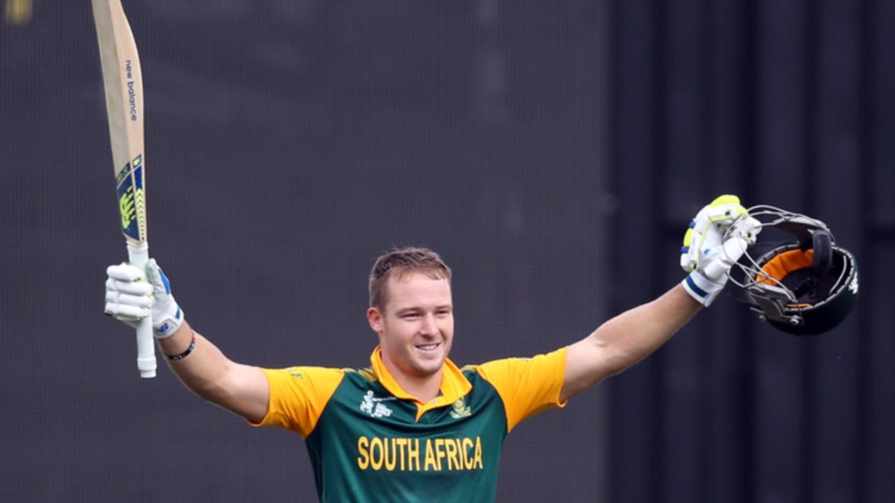 David Miller
South Africa's destructive batsman David Miller has scored 501 runs in 26 ODI matches against India. So far, the batter has registered just two half-centuries against India. His highest score is 75 runs against India which came in the year 2002