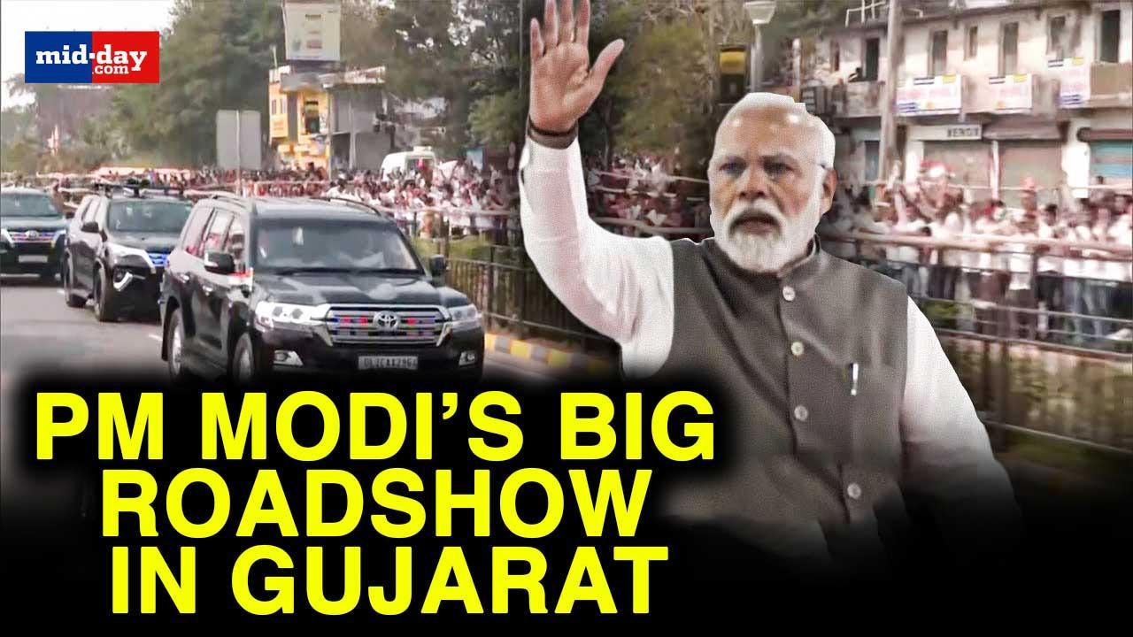 Modi in Gujarat: PM Narendra Modi holds thunderous roadshow in Gujarat’s Surat
