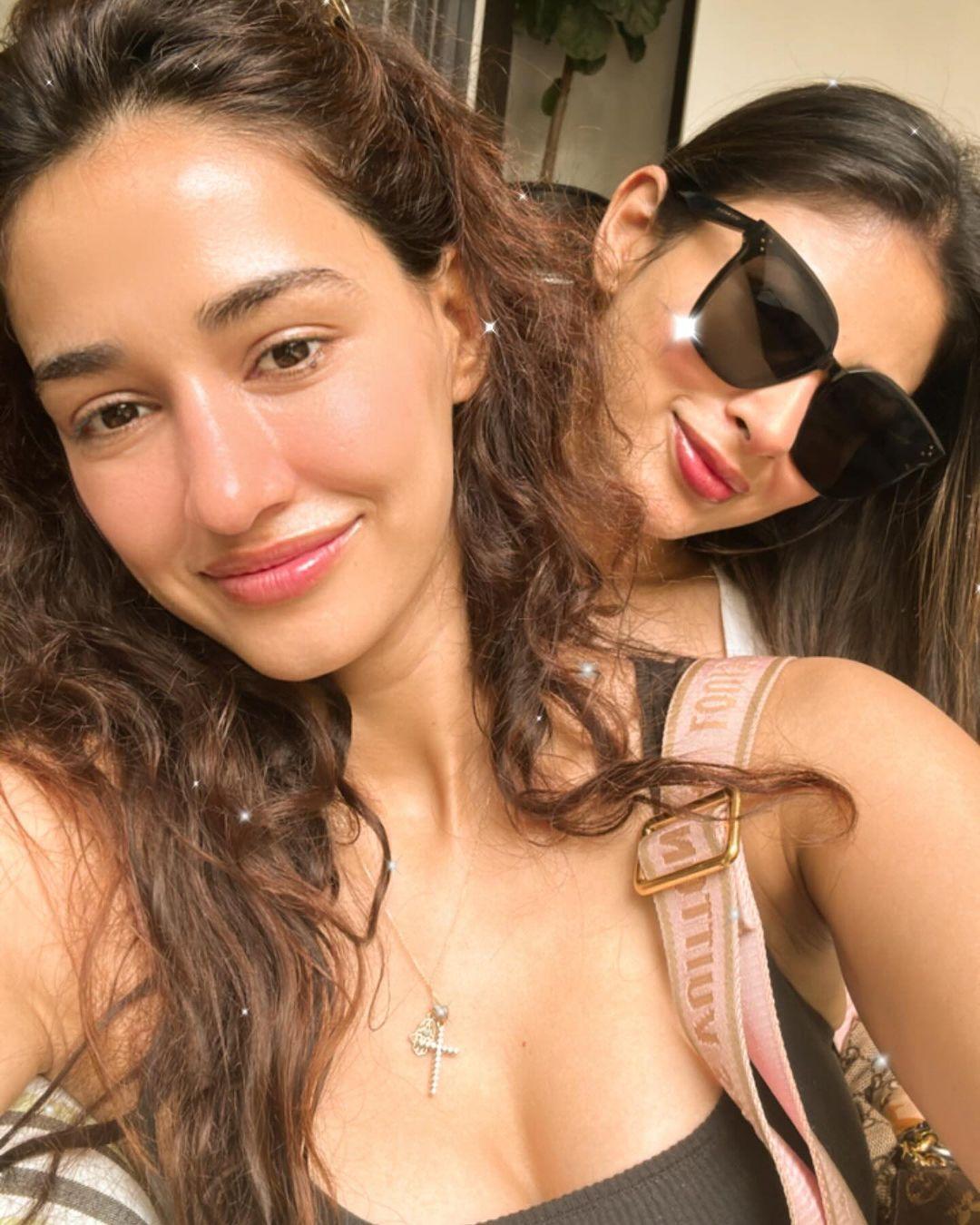 Disha and Mouni seem to have taken countless selfies on the trip, just like and other best friend duo on a trip