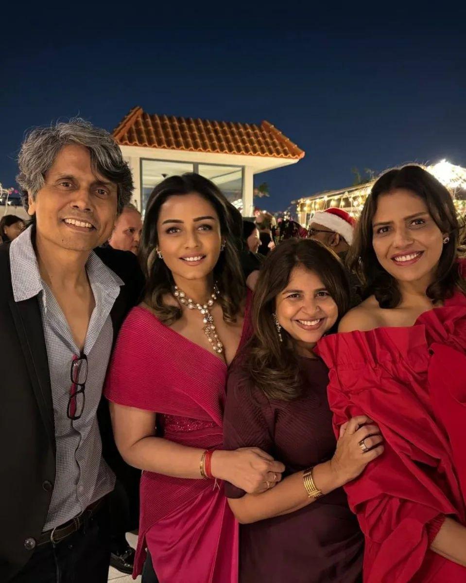 Filmmaker Nagesh Kukunoor was also spotted in one of the photos shared by Namrata
