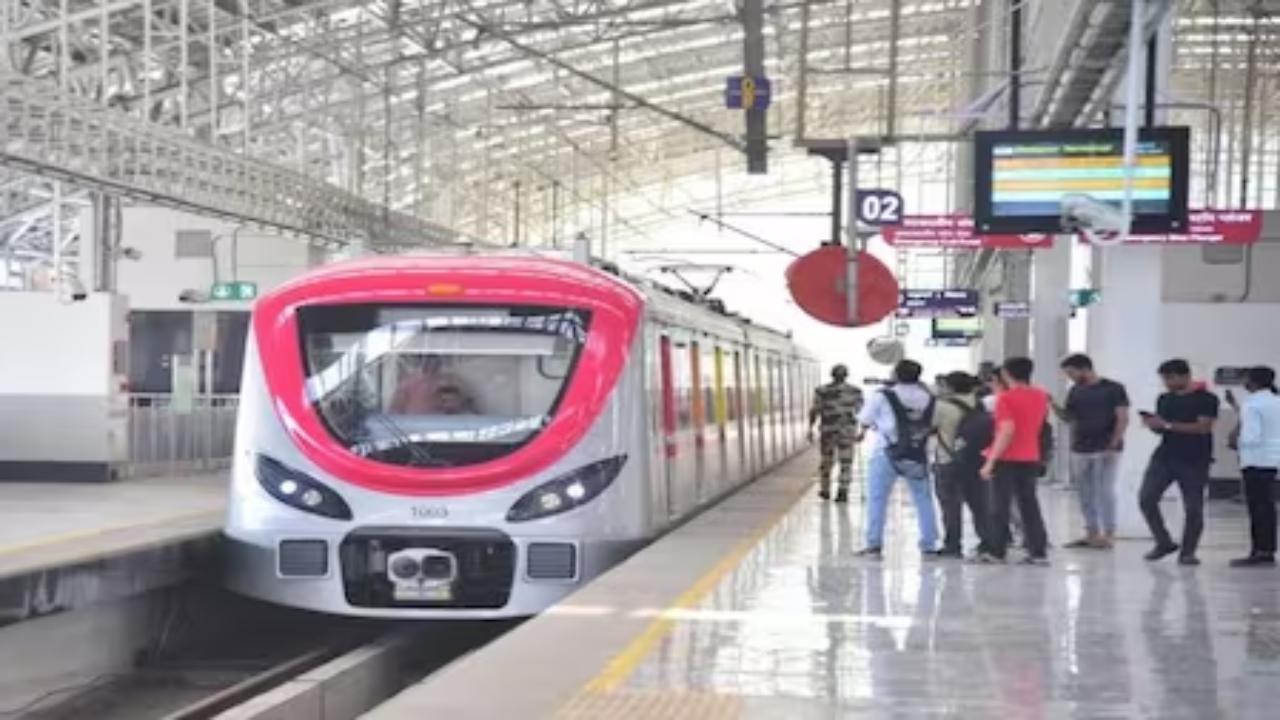 4 30 lakh passengers travel by Navi Mumbai Metro during first month says CIDCO