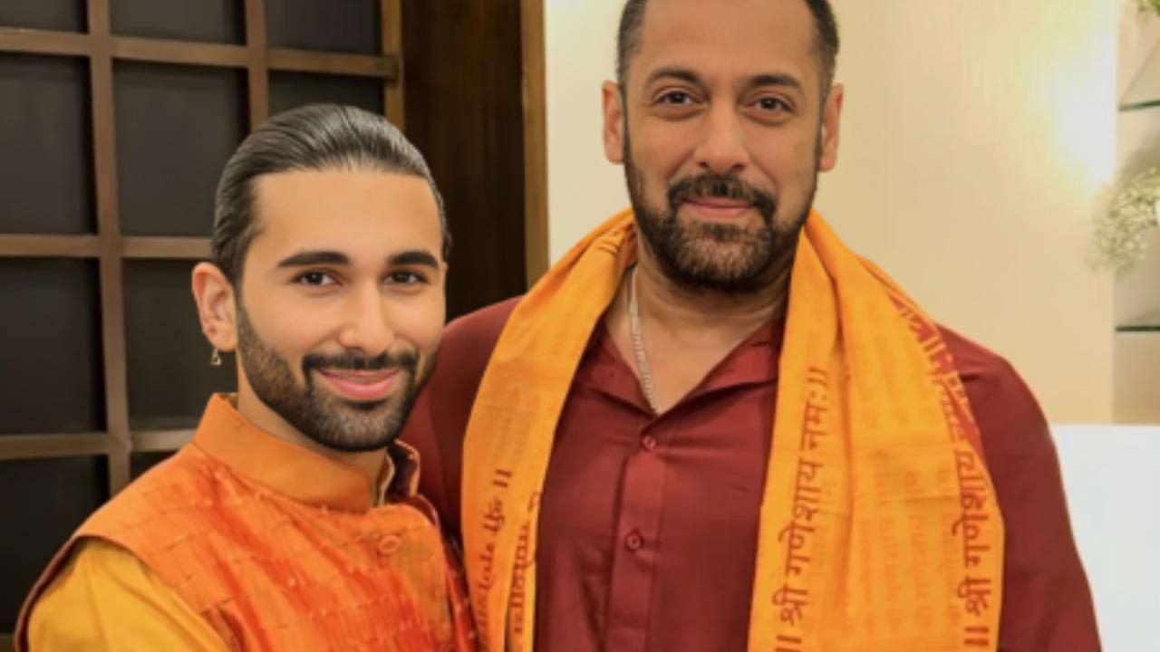 Salman Khan Birthday 2023: Orry drops a picture striking his signature pose  on the actor, netizens cannot get enough!