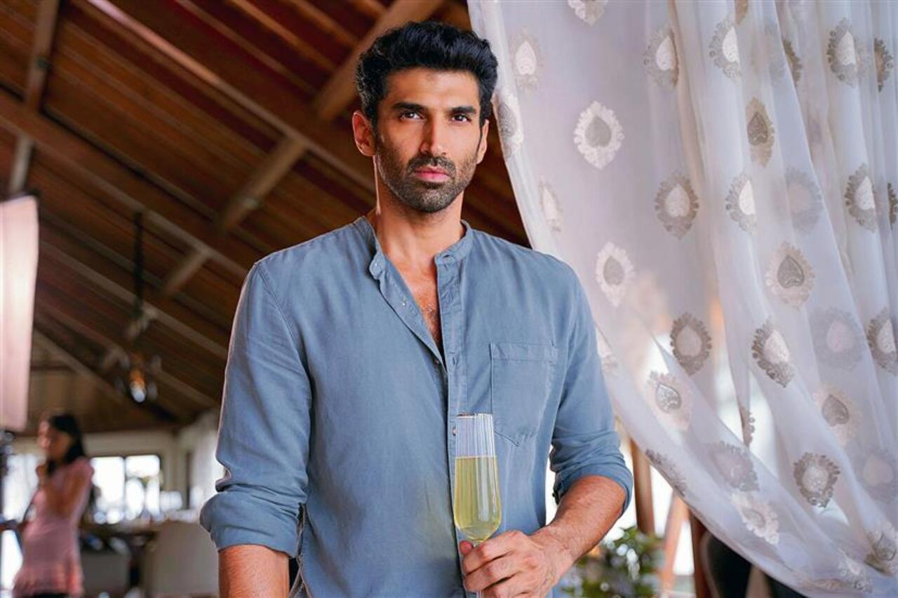 Aditya Roy Kapur in The Night Manager: 
The actor who is known for his incredible good looks proved that he is more just a pretty face (and body). He gave an intense performance in the thriller 'The Night Manager' as Shaan Sengupta, a former defence personnel who gets embroiled with the underworld