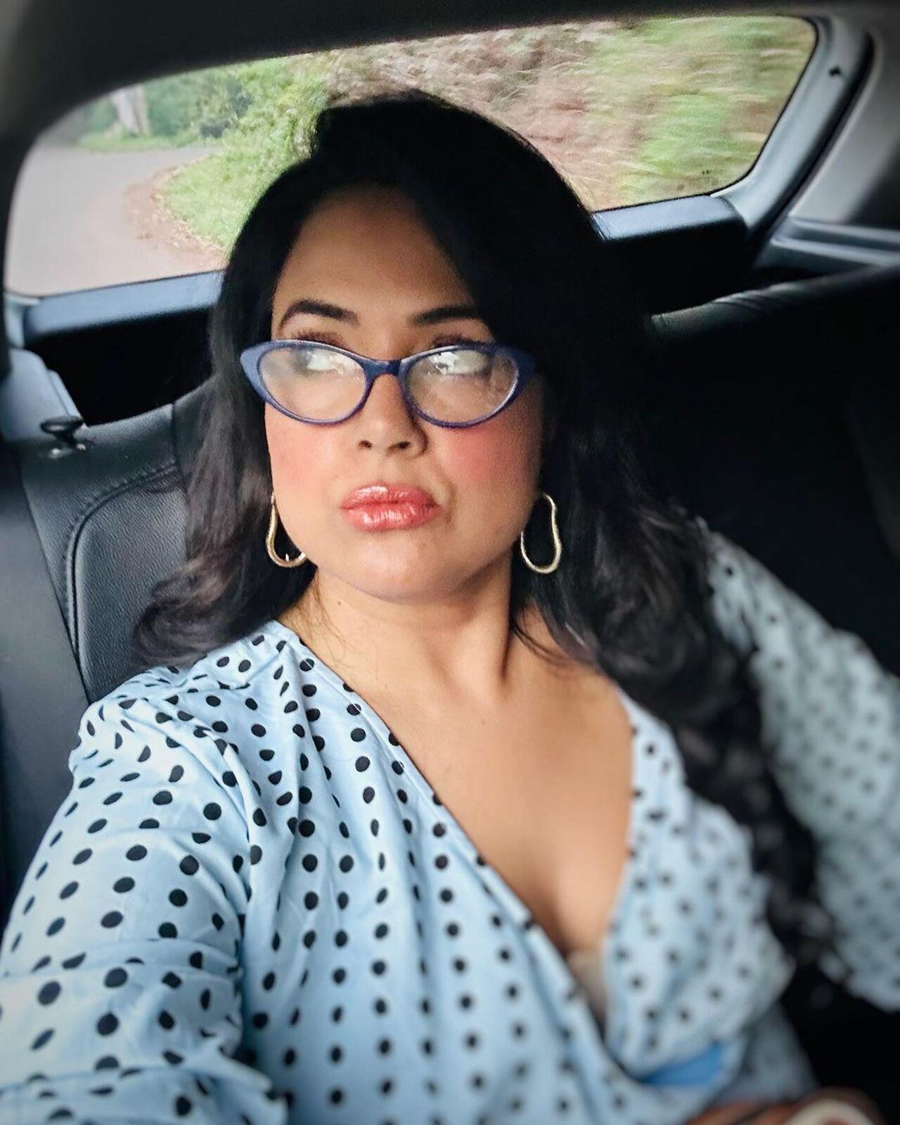 Today, a mother of two, Sameera uses social media to champion body positivity and openly addresses topics that people on social media usually shy away from. From flaunting her flabs to showing her grey hair, Sameera's social media handle is a welcome space from the otherwise pretentious virtual world