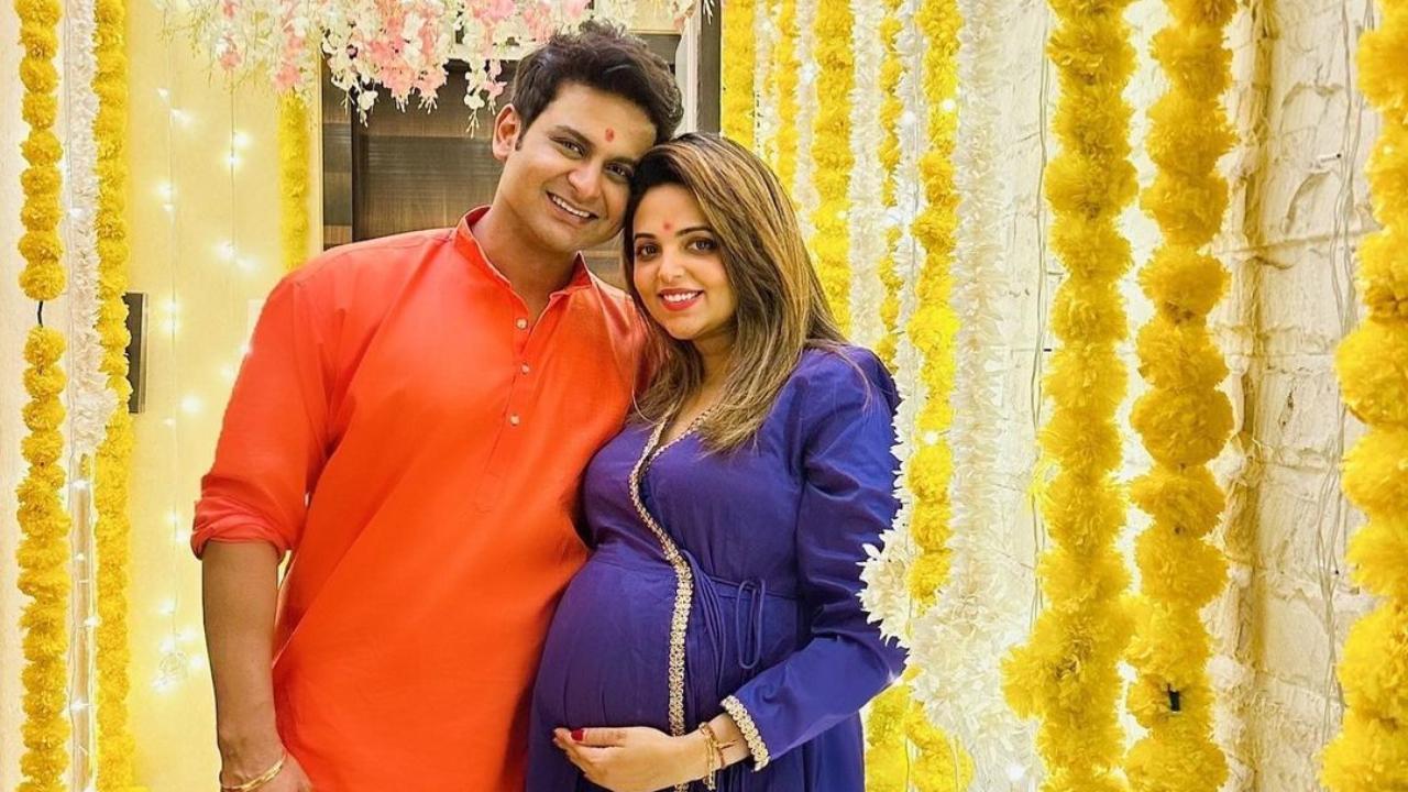 'The Kapil Sharma Show' fame Sanket Bhosale and Sugandha Mishra welcome baby girl; share video from hospital