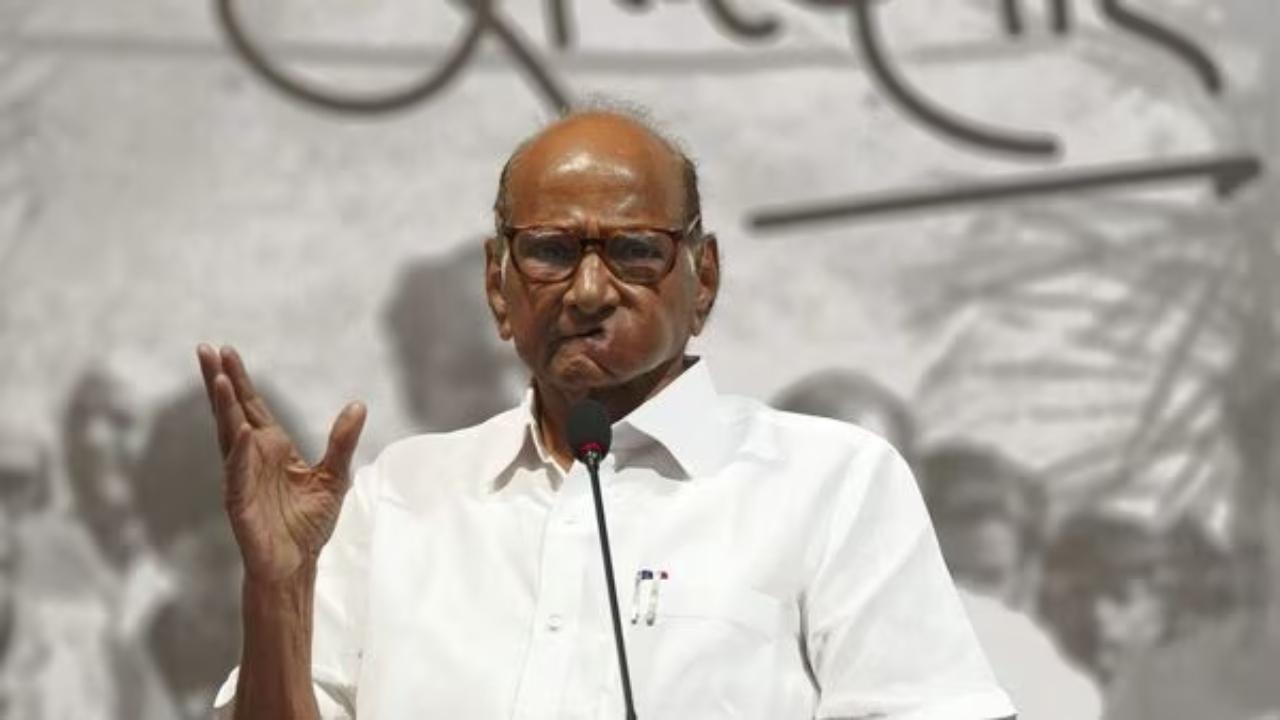 Manmohan Singh was sensitive PM who helped farmers; nobody bothers about them now: Sharad Pawar