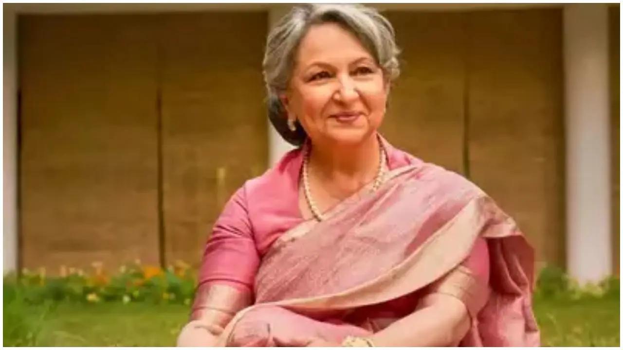 On Koffee With Karan, Sharmila Tagore revealed while the world criticised her bikini photos, husband Mansoor Ali Khan Pataudi supported her. Read more