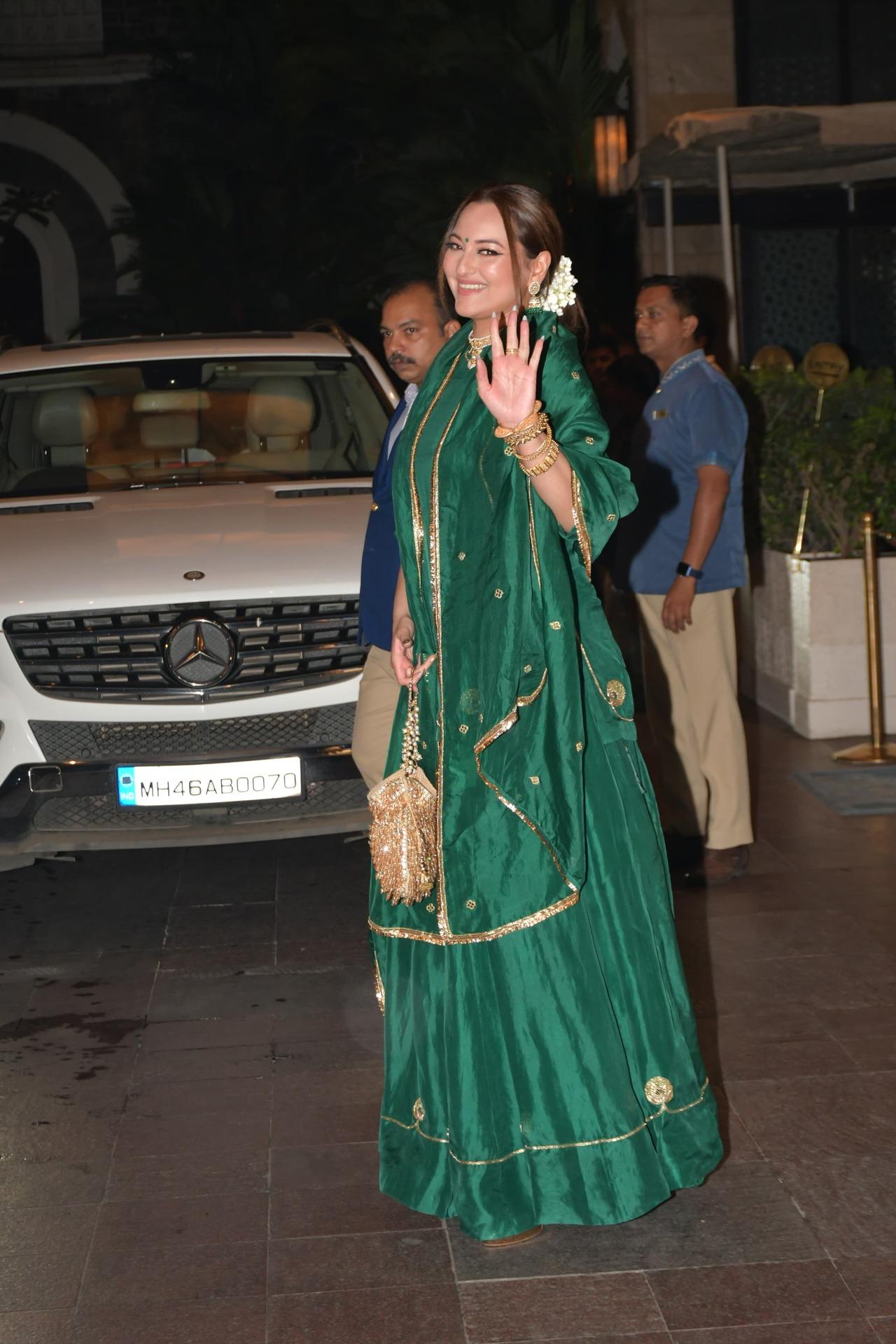 Sonakshi was also present at Sharmin's wedding festivities and had shared pictures of her OOTD on the gram