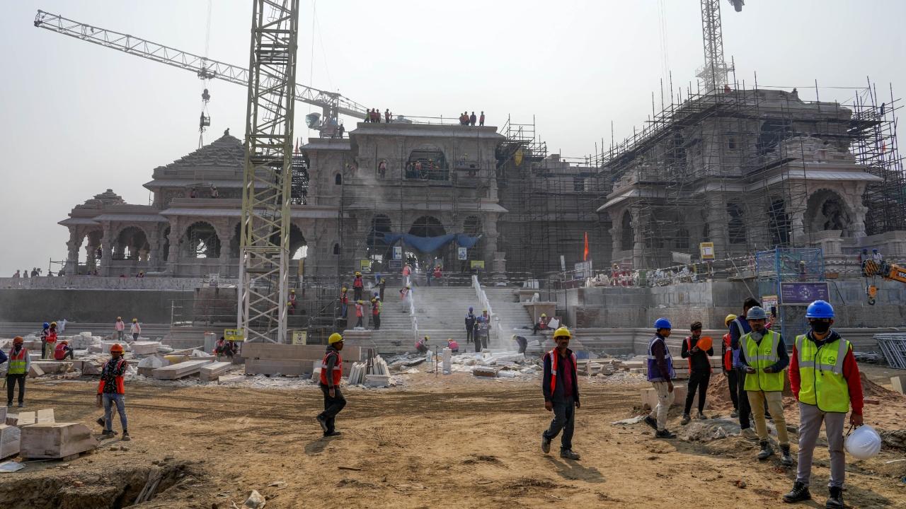 Framed images of Lord Ram and replicas of Ram temple are also being sold by many vendors along this stretch