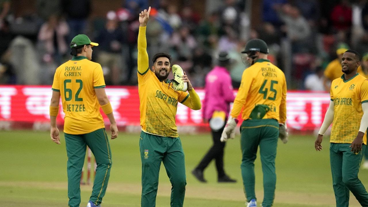 South Africa take 1-0 lead with five-wicket win over India