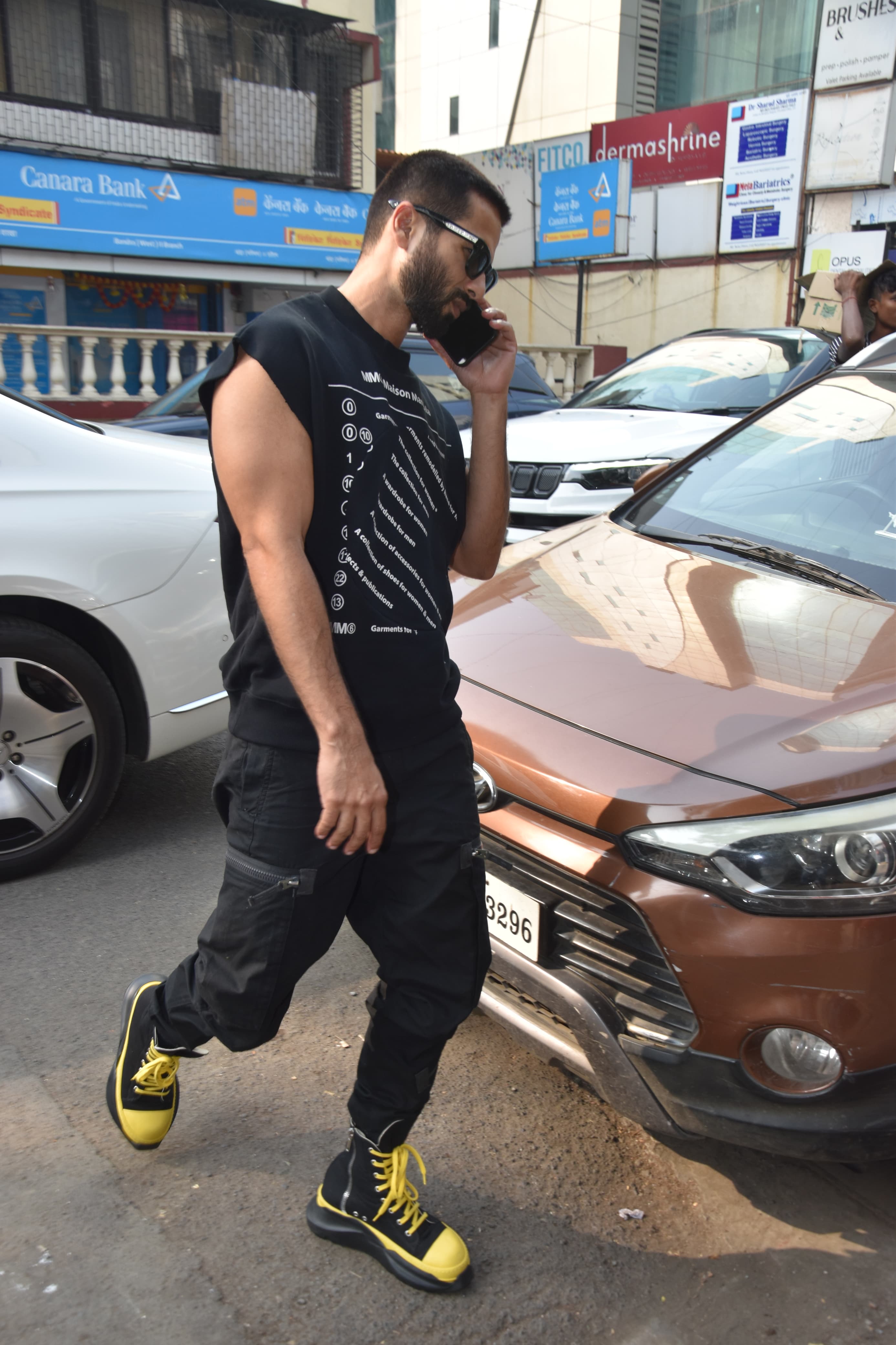 Shahid Kapoor was spotted making Mumbai days even hotter in the day