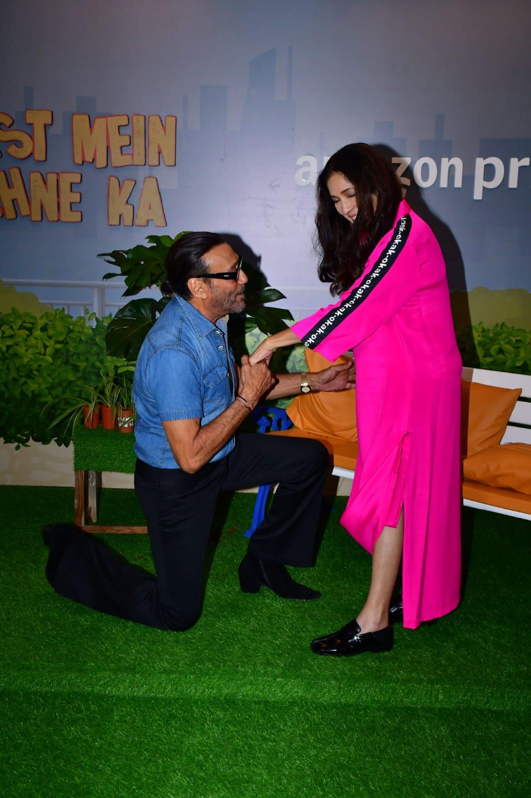 Jackie Shroff and Neena Gupta were clicked promoting their upcoming project