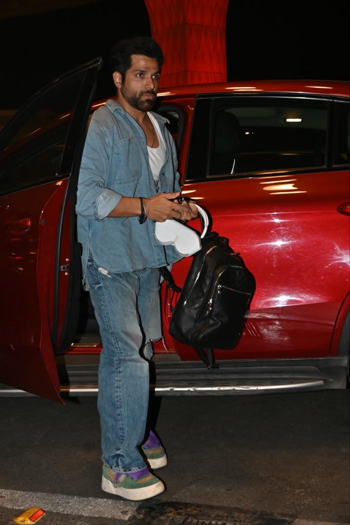 Rithivik Dhanjani was snapped at the airport