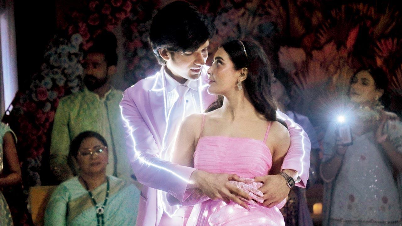 Telly Tattle: Dance of love