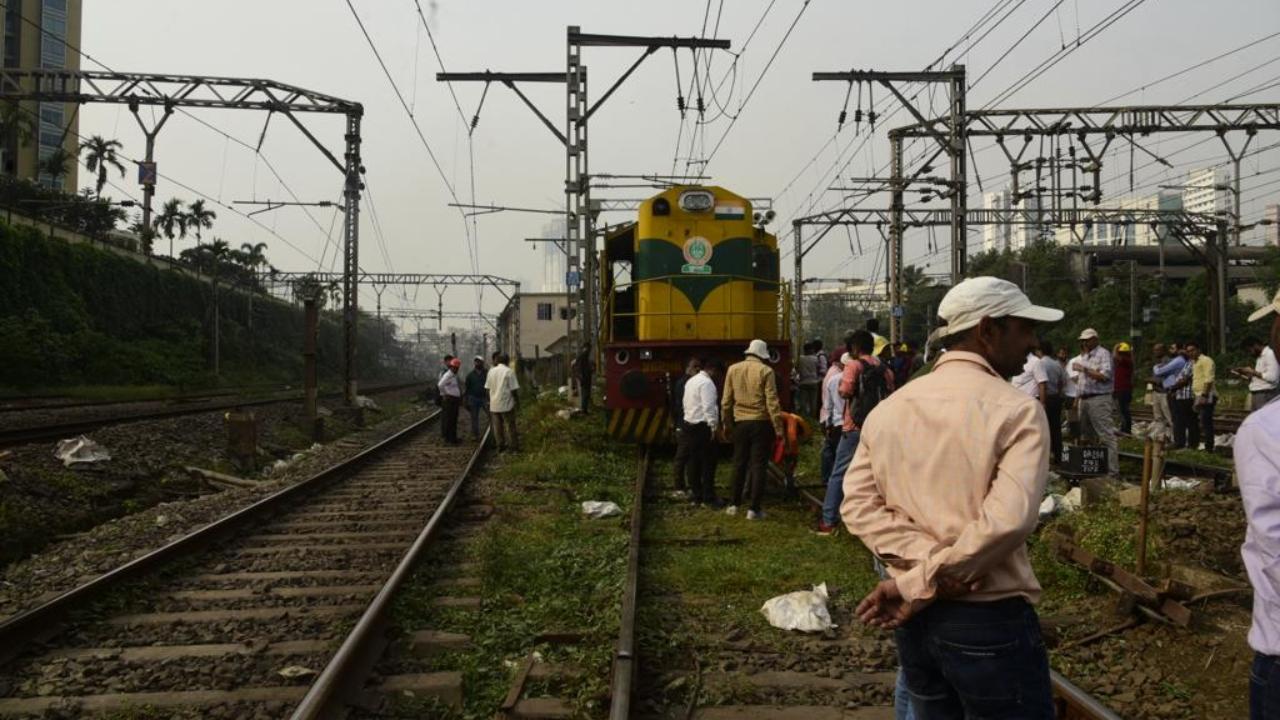 The train traffic was specifically hampered by the derailment on the UP fast line that leads to CSMT (Chhatrapati Shivaji Maharaj Terminus), the officials said