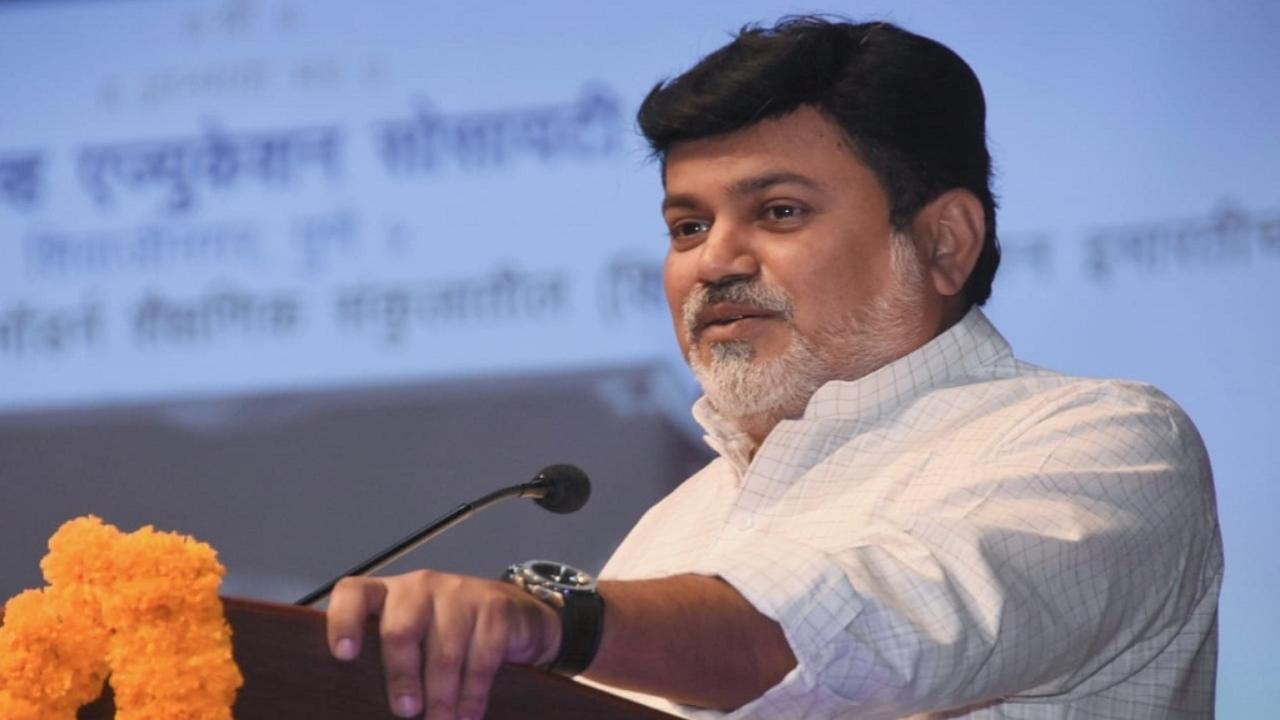 Few contracts for concretisation of Mumbai's roads cancelled: Samant