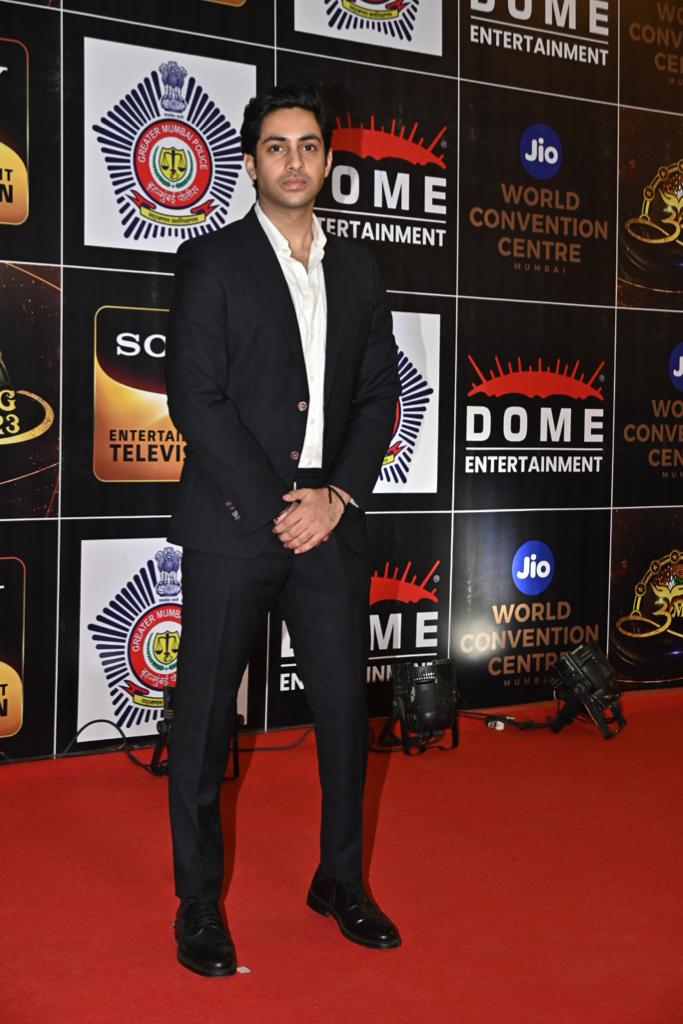 Agastya Nanda also marked his presence at the event