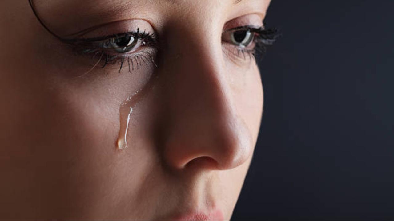 Sniffing women’s tears reduces aggression in men: Study