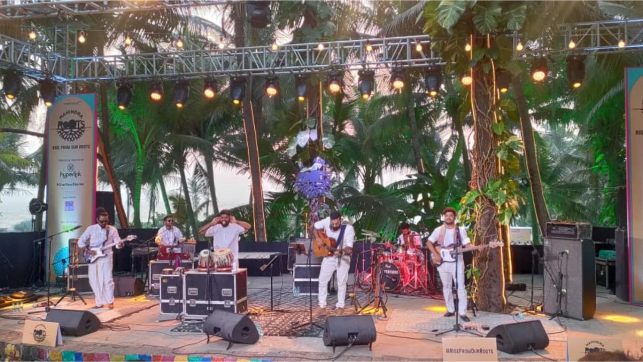 After Virmani's introspective start to the day, Mumbai's Marathi folk fusion band Abhanga Repost stepped up the tempo on the second day of the Mahindra Roots Festival at the Bandra Fort Amphitheatre. Photo Courtesy: Nascimento Pinto 