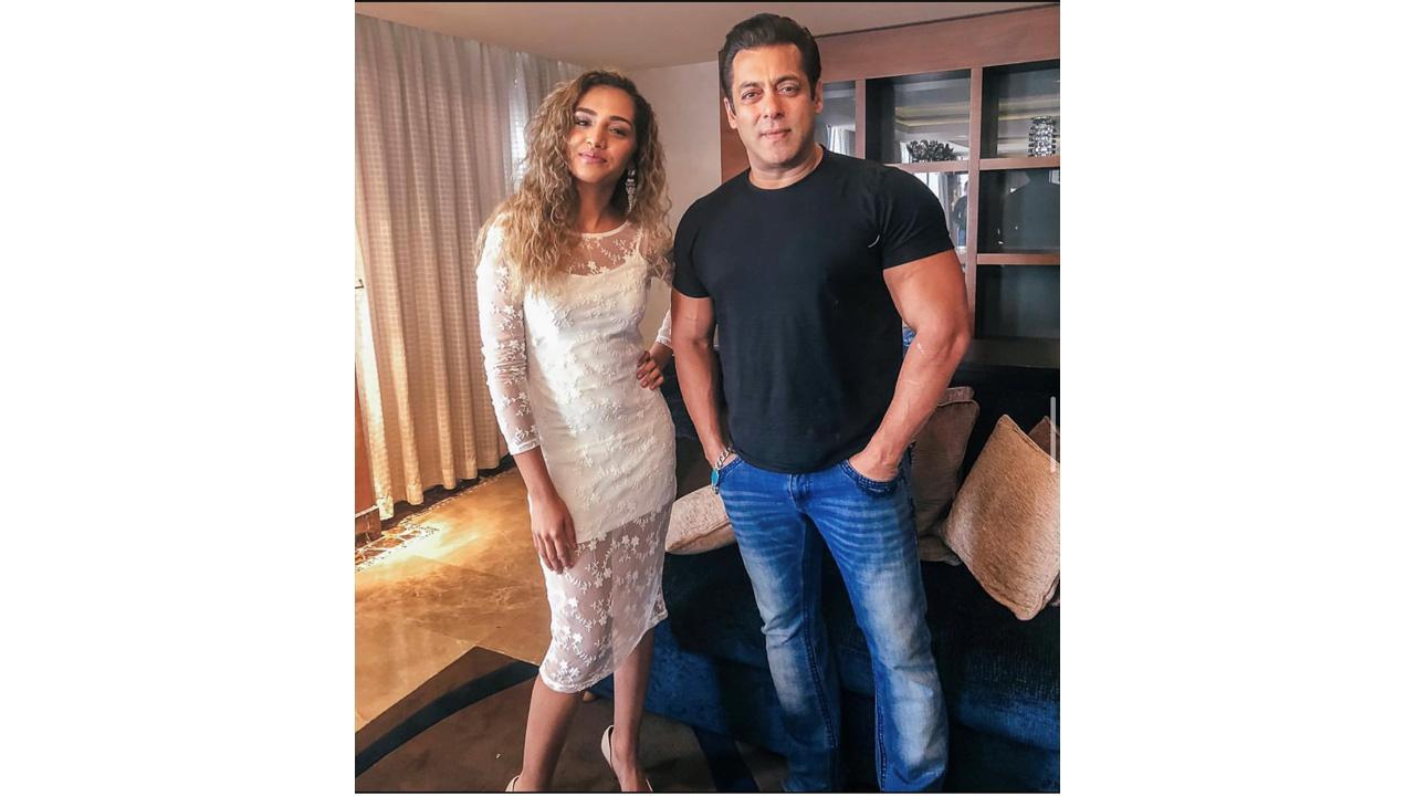 “Salman Khan Is A Superstar With A Heart Of Gold” - Influencer Gehna Advani On Her Experience Of Meeting The Bollywood Star