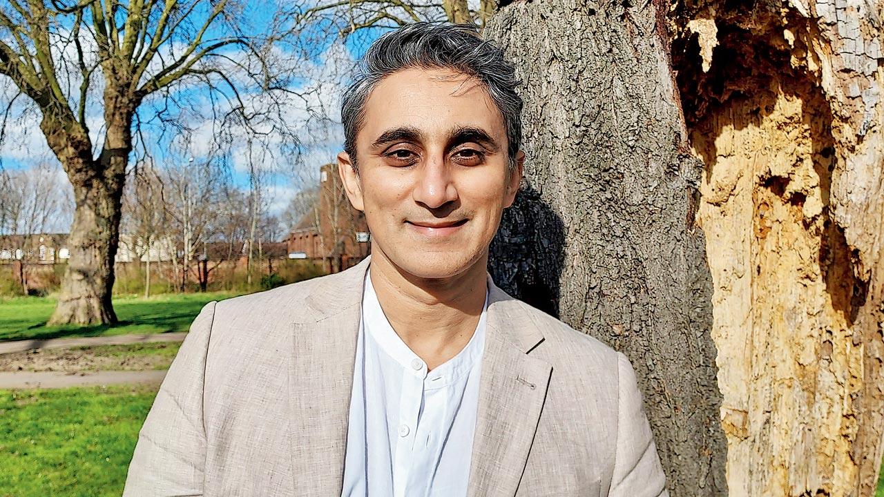 Vaseem Khan 
