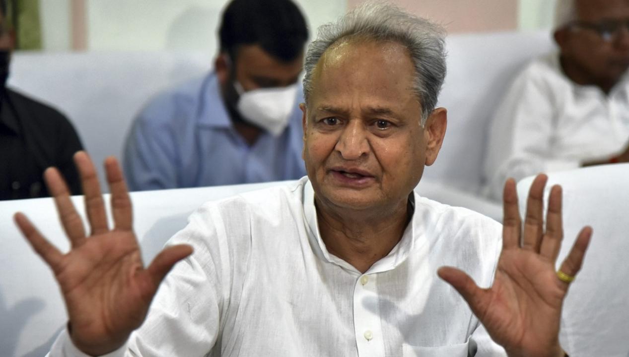 Rajasthan Budget: Ashok Gehlot reads out excerpts of previous budget, uproar in House