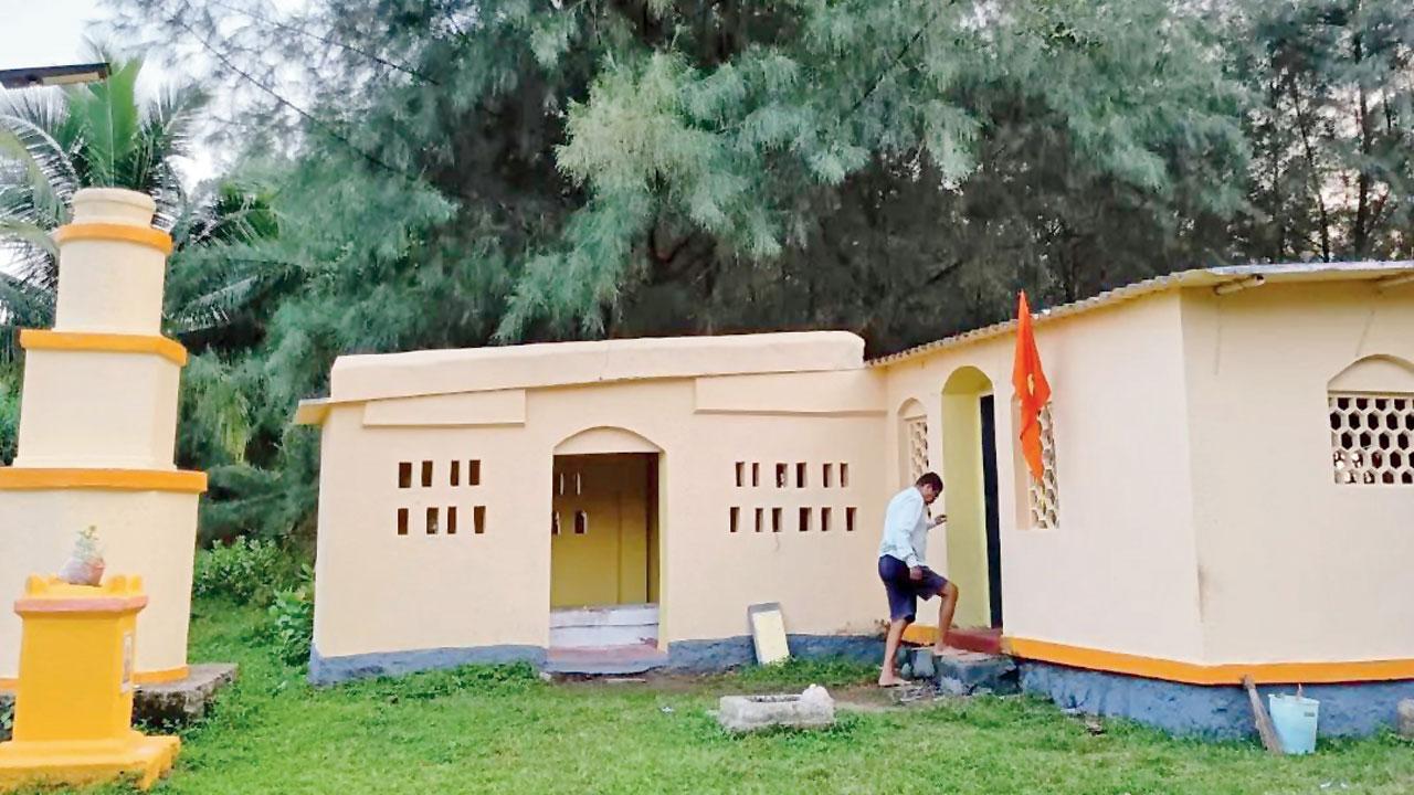 The Pandvadevi temple in Awas
