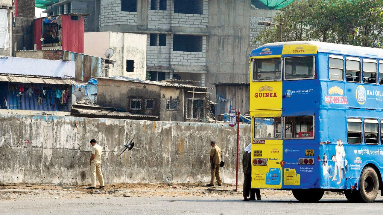 Mumbai: ‘BEST staff forced to relieve themselves in the open’