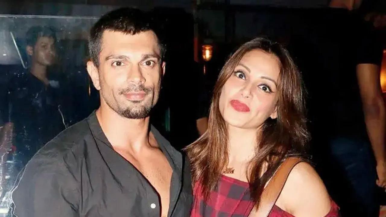 Bipasha Basu drops new picture with daughter Devi; check out