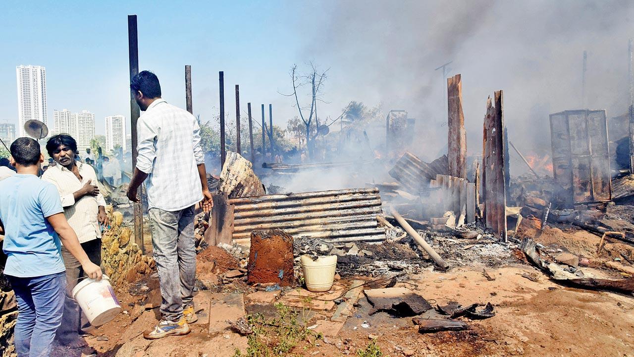 Malad shanty fire: Blaze guts 100 homes at Jamrushi Nagar, 15 people injured