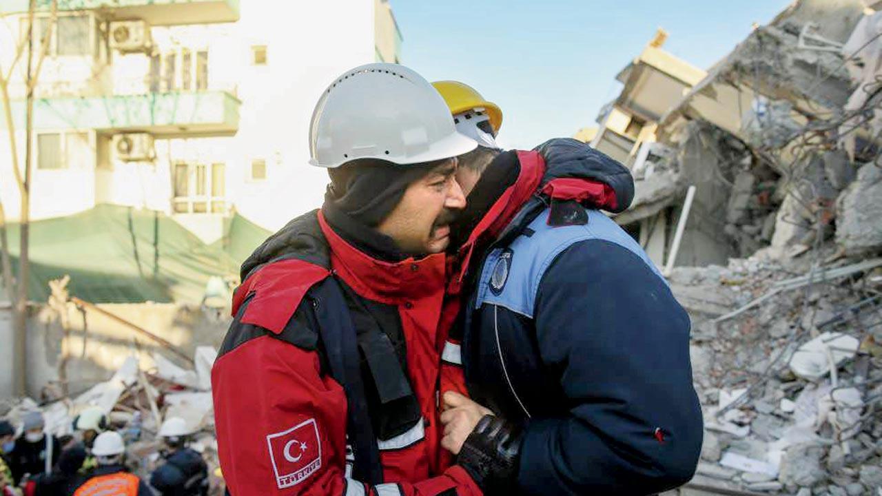 Turkey-Syria Earthquake: Dramatic rescues but toll rises