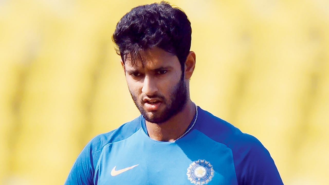 Islam Gymkhana trump MCA Colts by two runs; Dube picks 5-6