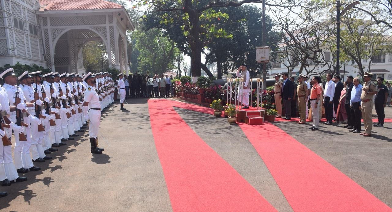 In Photos: Outgoing Maha Guv Koshyari receives guard of honour from Indian Navy
