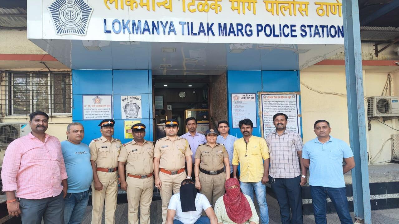 Mumbai: Woman security guard, her aide pose as Sales Tax officers, flee with Rs 32 lakh; held