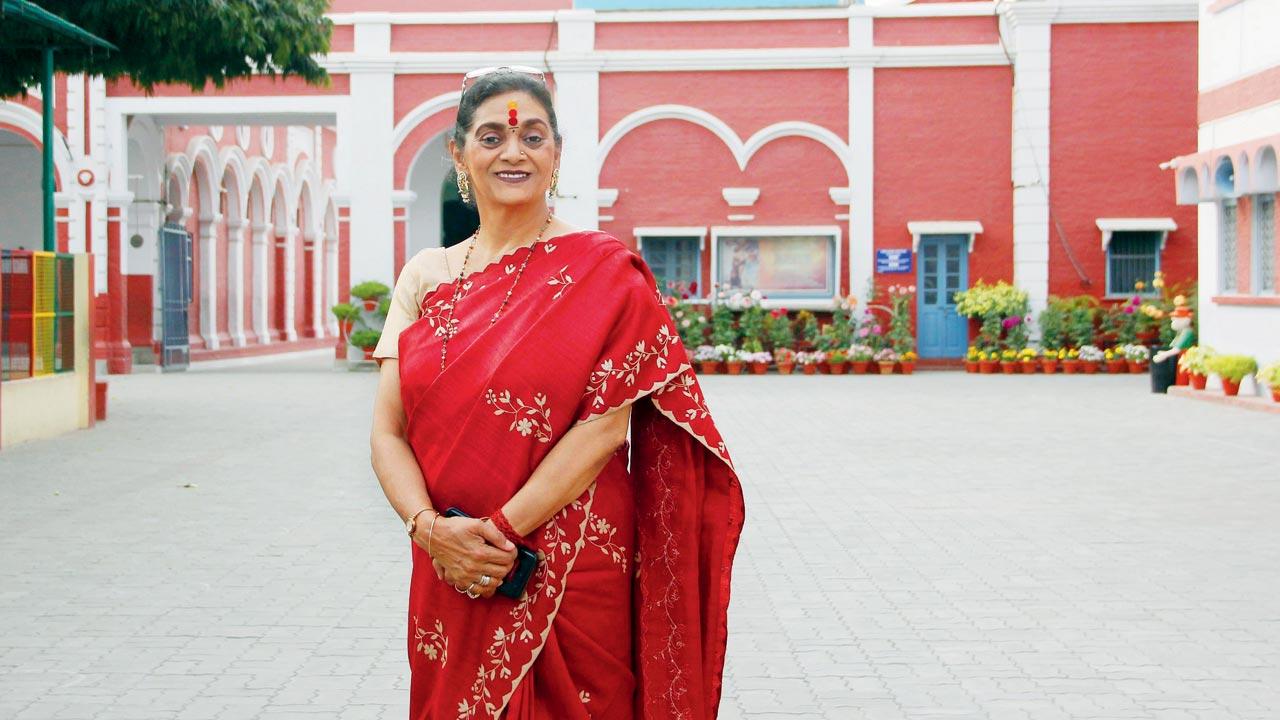 Professor Nishi Pandey returns to St Francis’ College, Lucknow, for the mid-day shoot and remembers Mohan as “conscientious and trustworthy”. Pic/Ajay Kumar