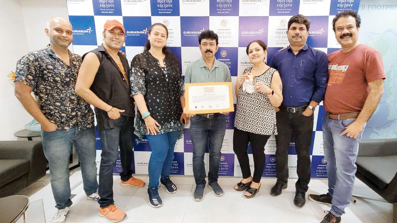 (From left) Roshan John Paul, Prince Kkaushik, Khushboo Kiran Chowhan, Janak P Shah, Priya Bakshi Joseph, Kappla Joseph Lazarus and Ravindra Shrinivas Shanbhag