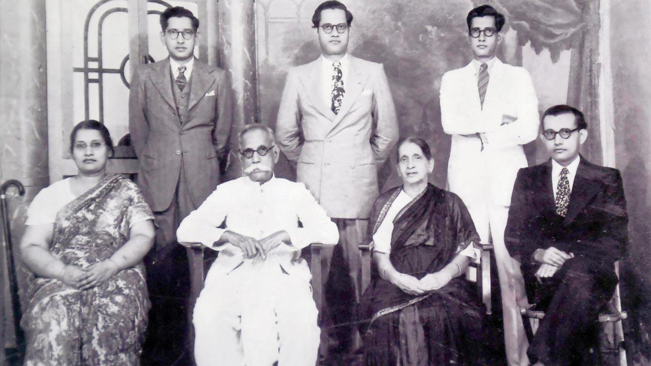 William Coelho (bottom, extreme left) with his parents and siblings. The family hailed from Puttur, Mangalore