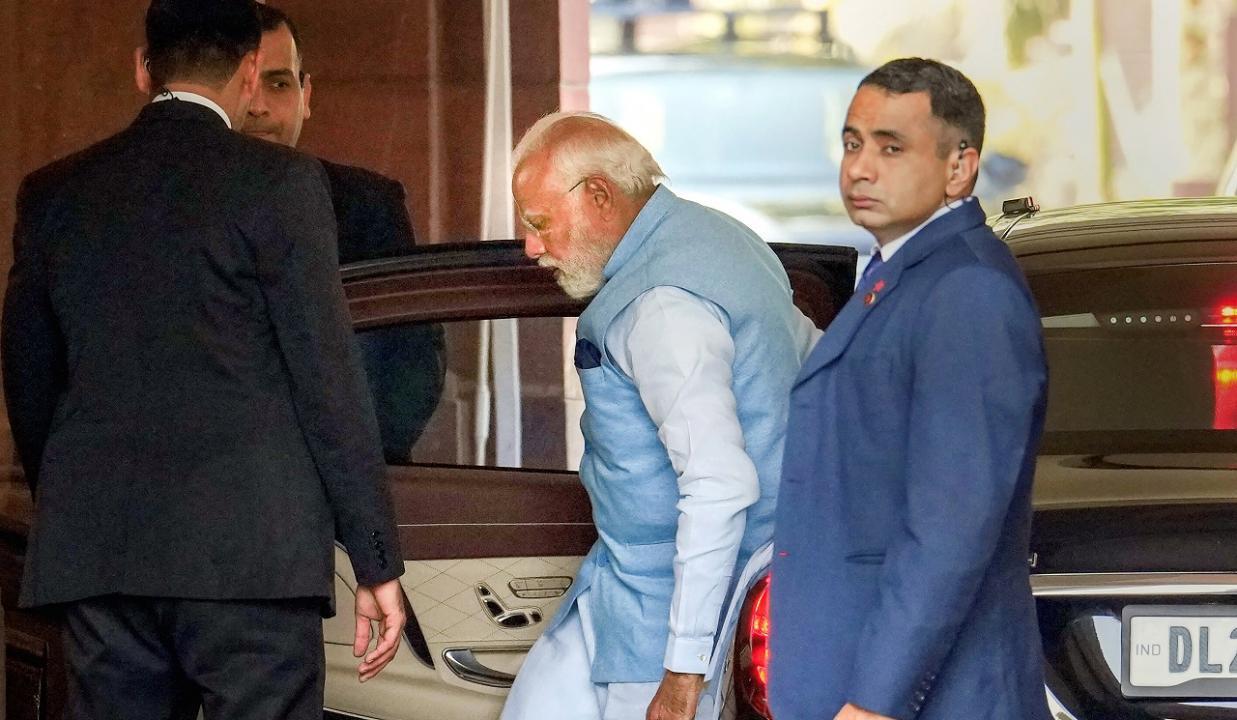 PM Modi wears jacket made of material recycled from plastic bottles to Parliament