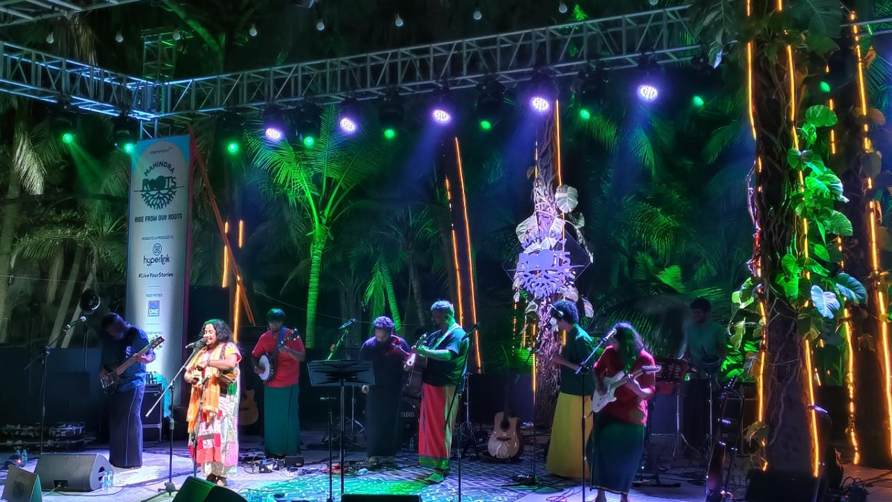 Folk musician Raju Das Baul, who joined Raghu Dixit and his band on stage and took the audience on a hypnotic trance of the Baul music tradition as he grooved to the beat of the music at the Mahindra Roots Festival at the Bandra Fort Amphitheatre on the last day. Photo Courtesy: Nascimento Pinto