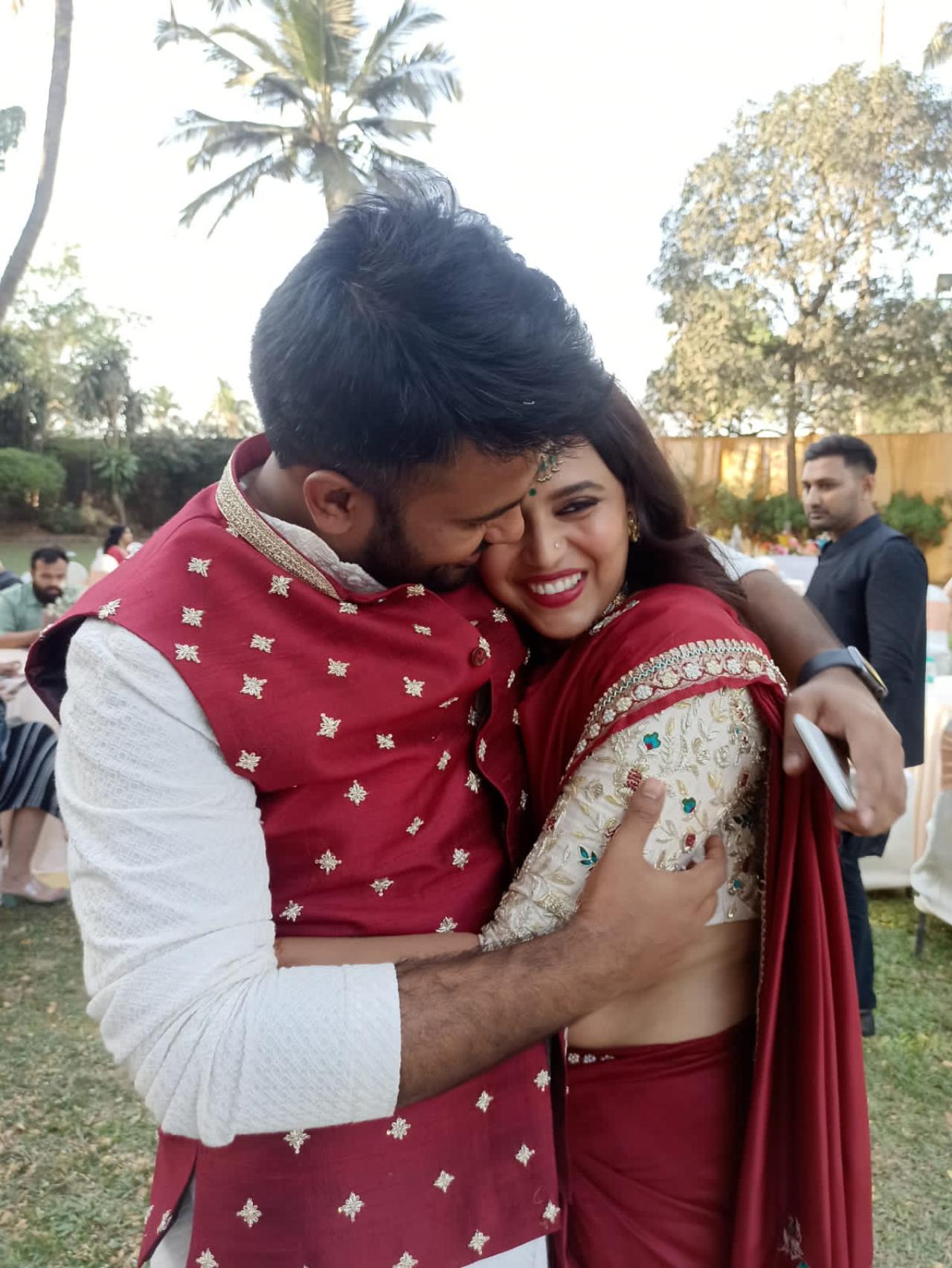 After sharing a video explaining the events the resulted in them meeting, falling in love and then getting married, Swara shared pictures from her court marriage