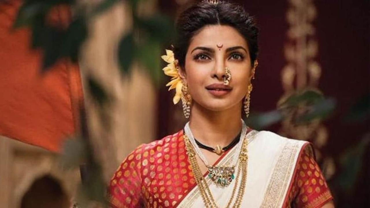 Priyanka Chopra as Kashibai in Bajirao Mastani
Despite a short screen time, Priyanka stood out as Kashibai in the film that largely centered around the  story of Mastani and Peshwa Bajirao. While her character seems predictable in the beginning with time we get to see various layers of the character