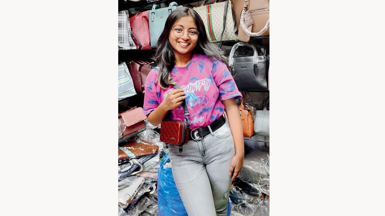 Here are our favourite picks of practical and stylish satchel bags in Mumbai