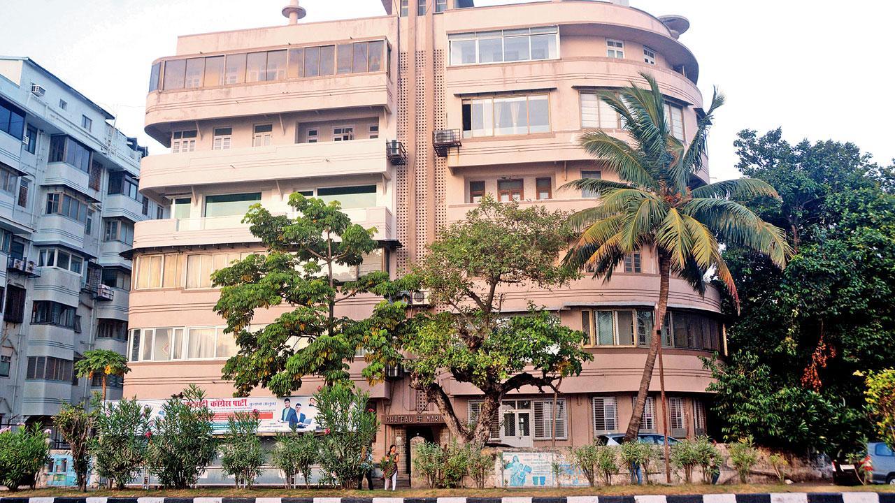 Mumbai: Bombay HC grants interim relief to 103-yr-old woman, her family
