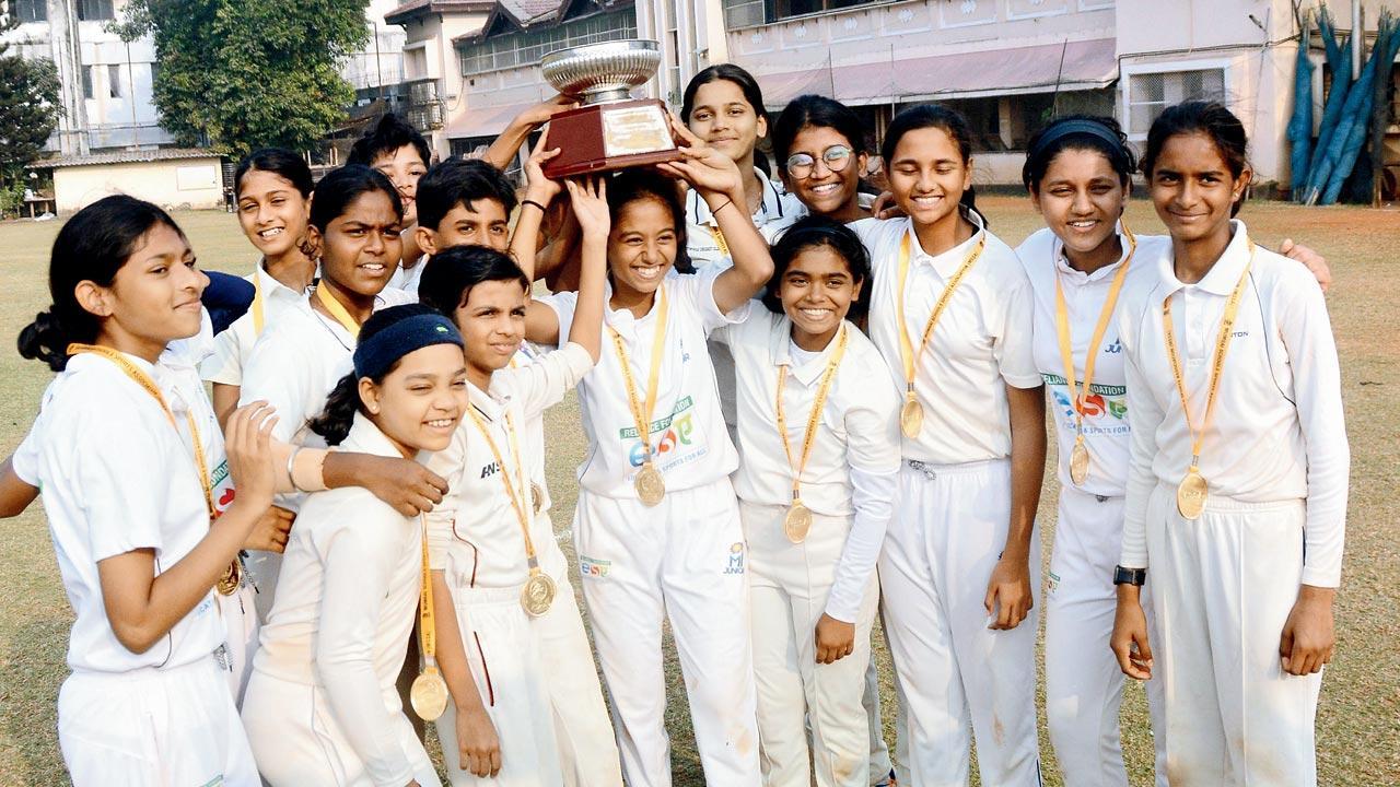 Inter-school cricket: Shardashram girls clinch Manoramabai Apte Trophy