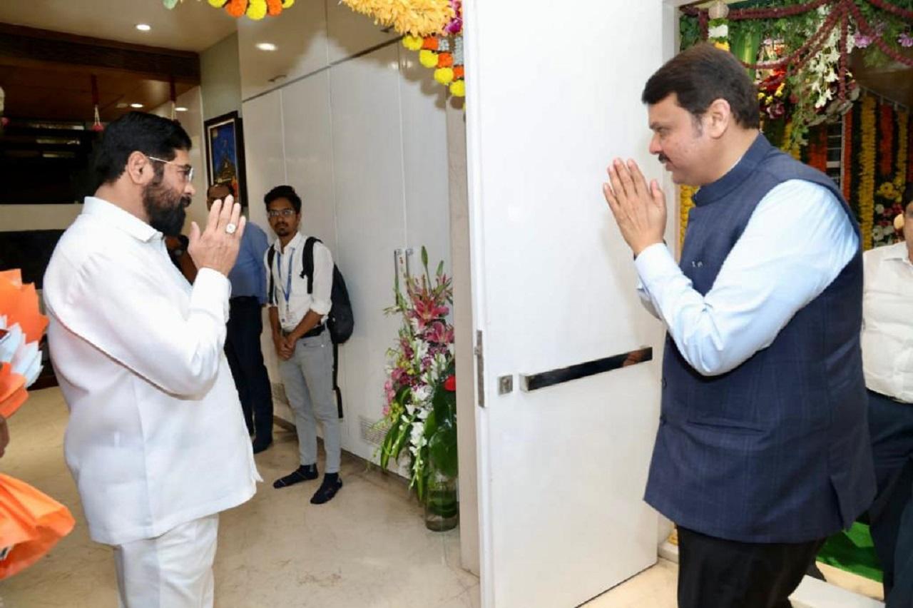 Fadnavis and Dawkhare met CM Shinde at his residence in Thane (Pic/Eknath Shinde's team)