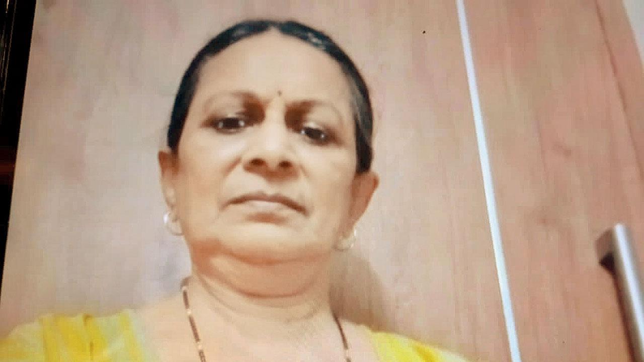 Supriya Chiplunkar, 67