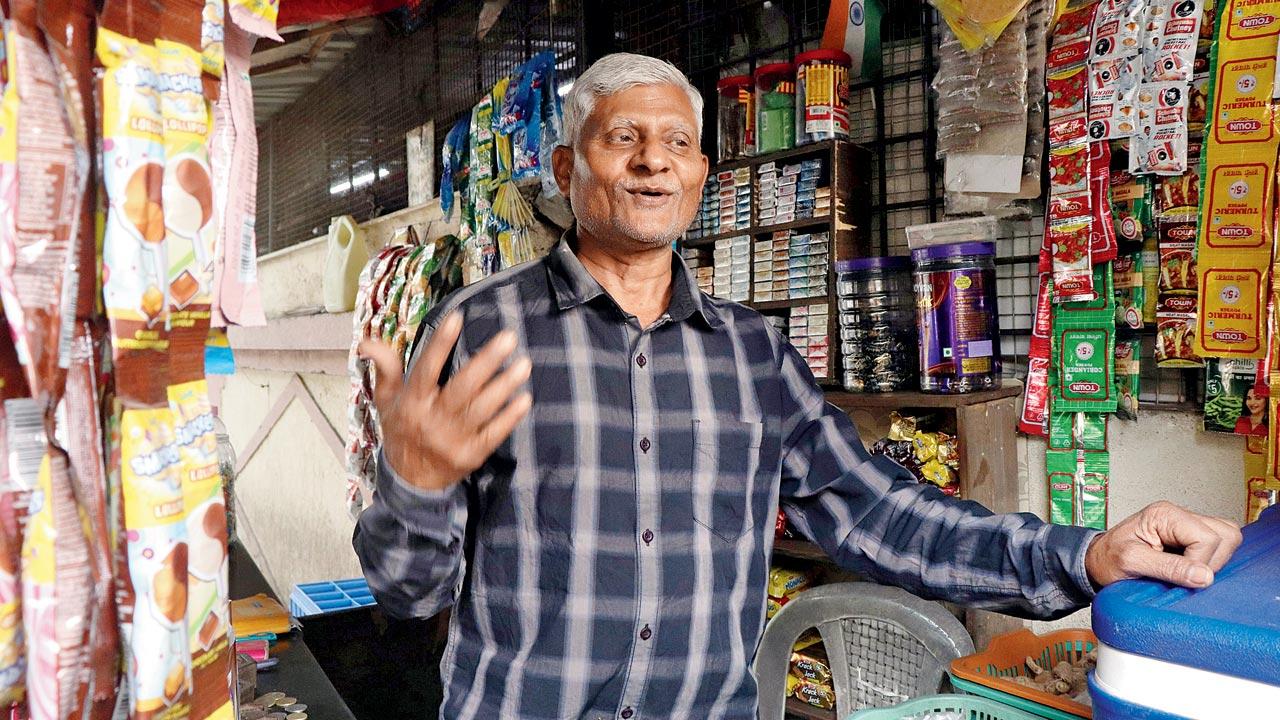 Radha Yadav’s father Omprakash Yadav, who originally hails from Jaunpur district in Uttar Pradesh, has been running a grocery stall in Kandivli’s Mahavir Nagar for 30 years. Pic/Anurag Ahire