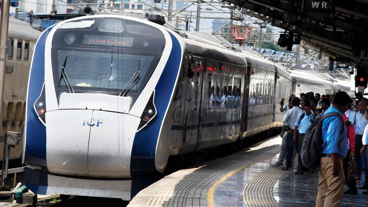 Mumbai: 'Vande Metro can never replace Mumbai locals'